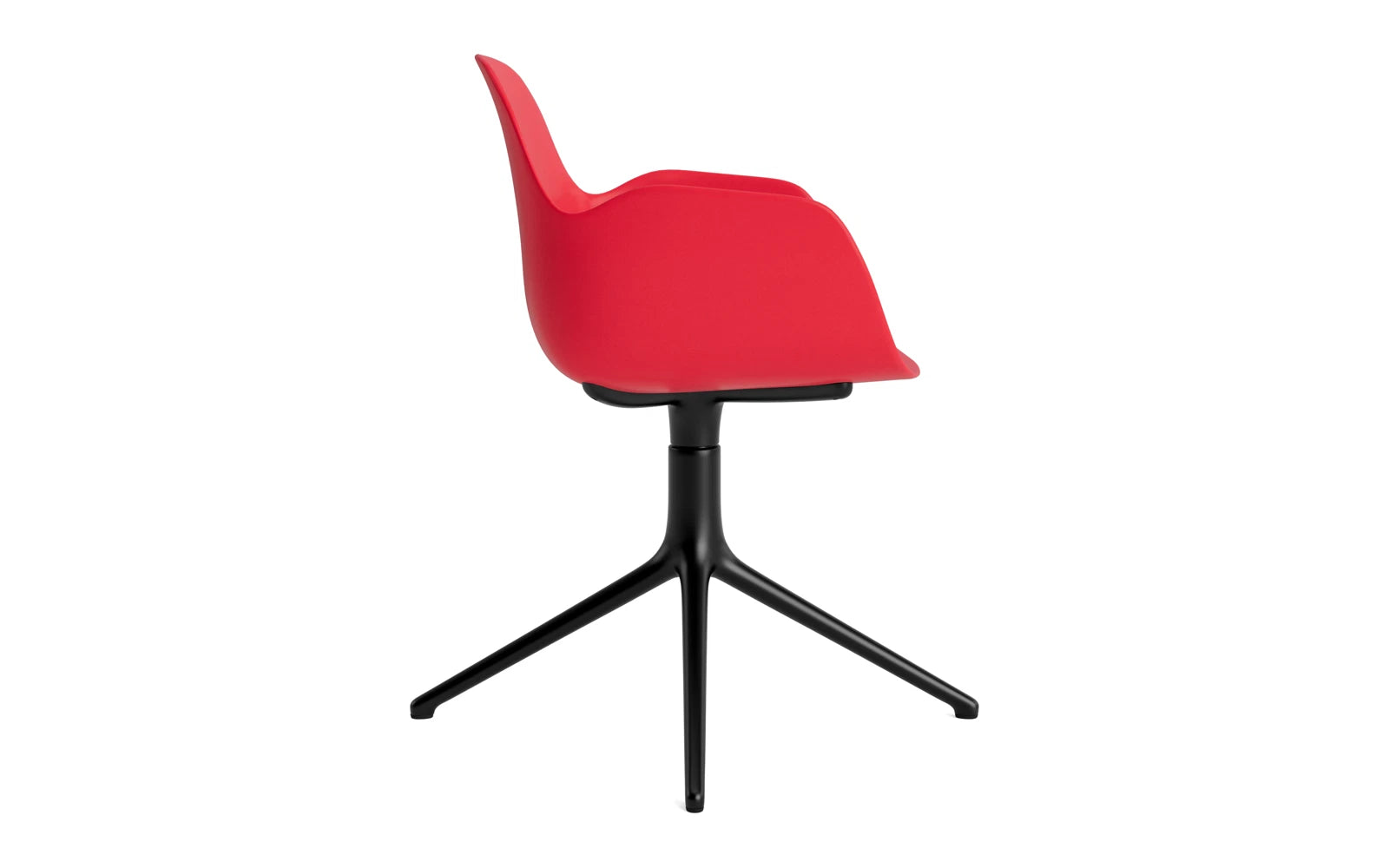 Entdecken Sie den Form Drehsessel in strahlendem Rot mit elegantem Aluminiumgestell – ein stilvolles Möbelstück für jeden Raum.