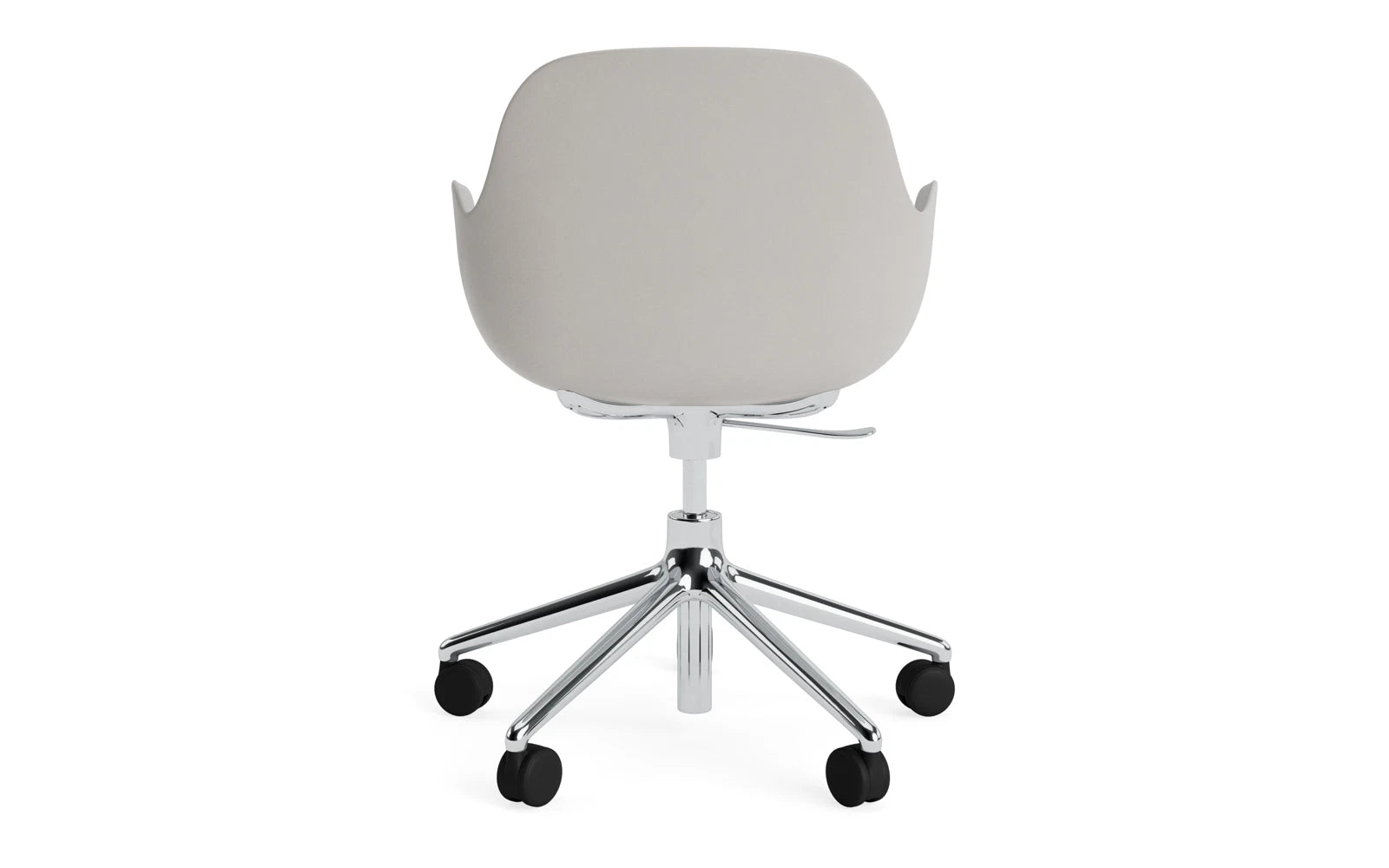 Erleben Sie den Form Drehsessel in warmem Grau mit Aluminiumgestell von Normann Copenhagen – stilvoll, mobil und perfekt für jeden Raum.