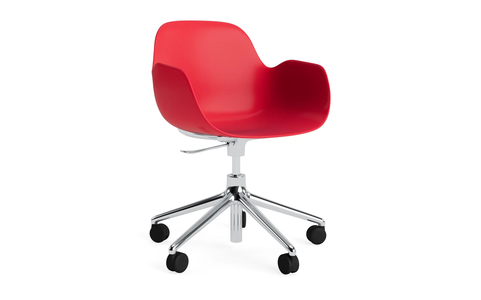 Form Drehsessel mit Rollen Leuchtendes rot/Aluminium in präsentiert im Onlineshop von KAQTU Design AG. Sessel ist von Normann Copenhagen