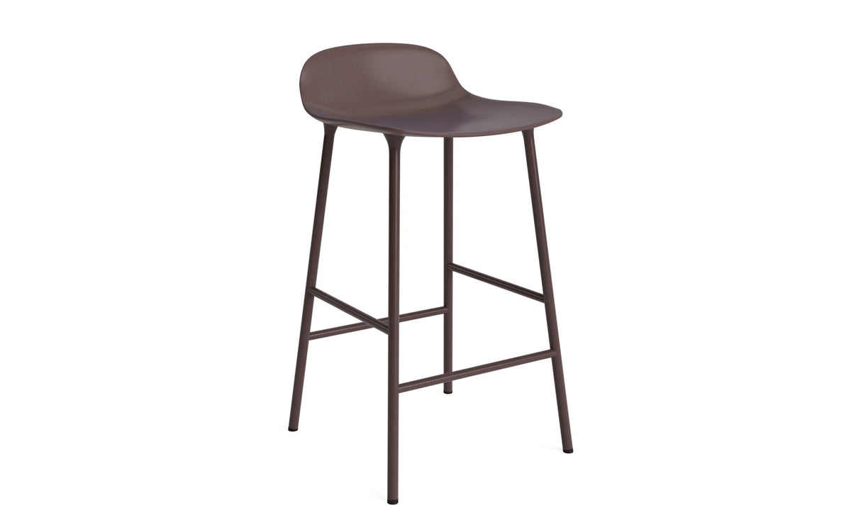 Form Barstuhl 65 cm braun/Stahl in Braun präsentiert im Onlineshop von KAQTU Design AG. Barstuhl ist von Normann Copenhagen