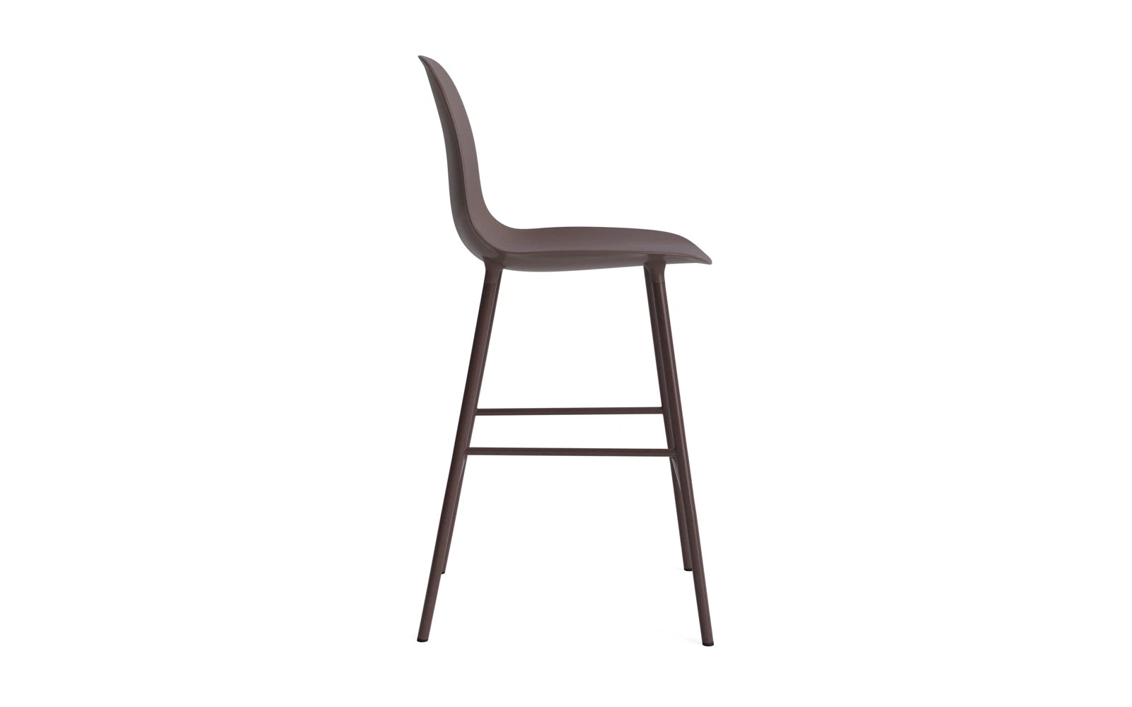 Entdecken Sie den Form Barstuhl 65 cm von Normann Copenhagen: Stilvolles Design aus robustem Stahl und pflegeleichtem Hartplastik in elegantem Braun.