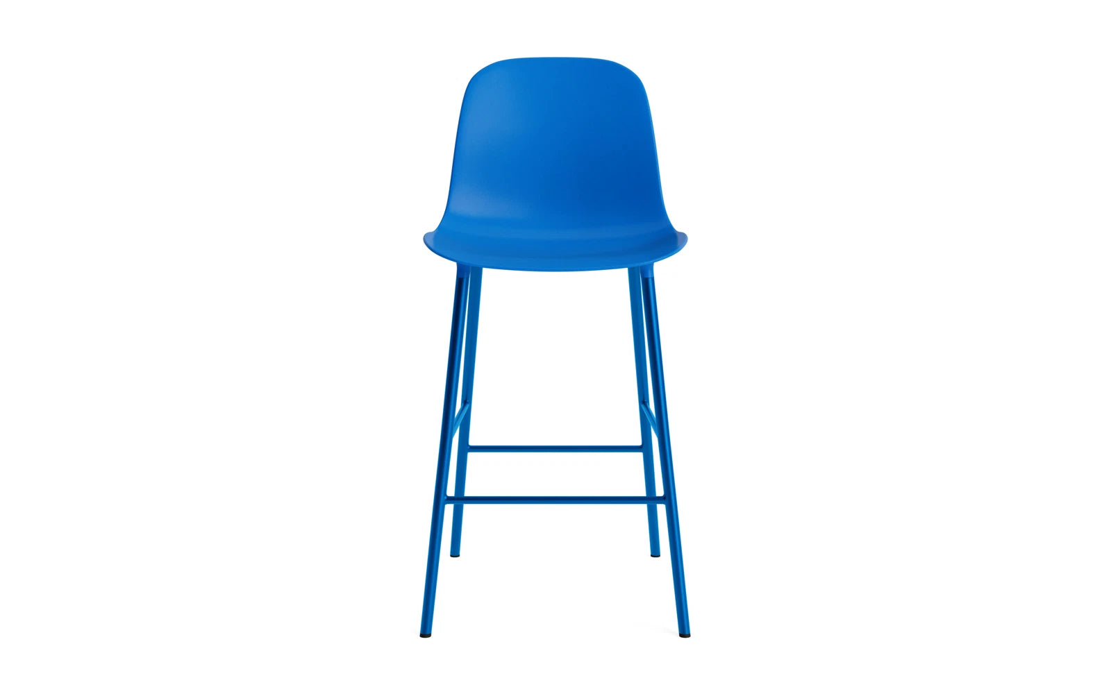 Erleben Sie den Form Barstuhl von Normann Copenhagen in strahlendem Blau – ein elegantes, minimalistisches Design für Ihre Bar oder Küche!