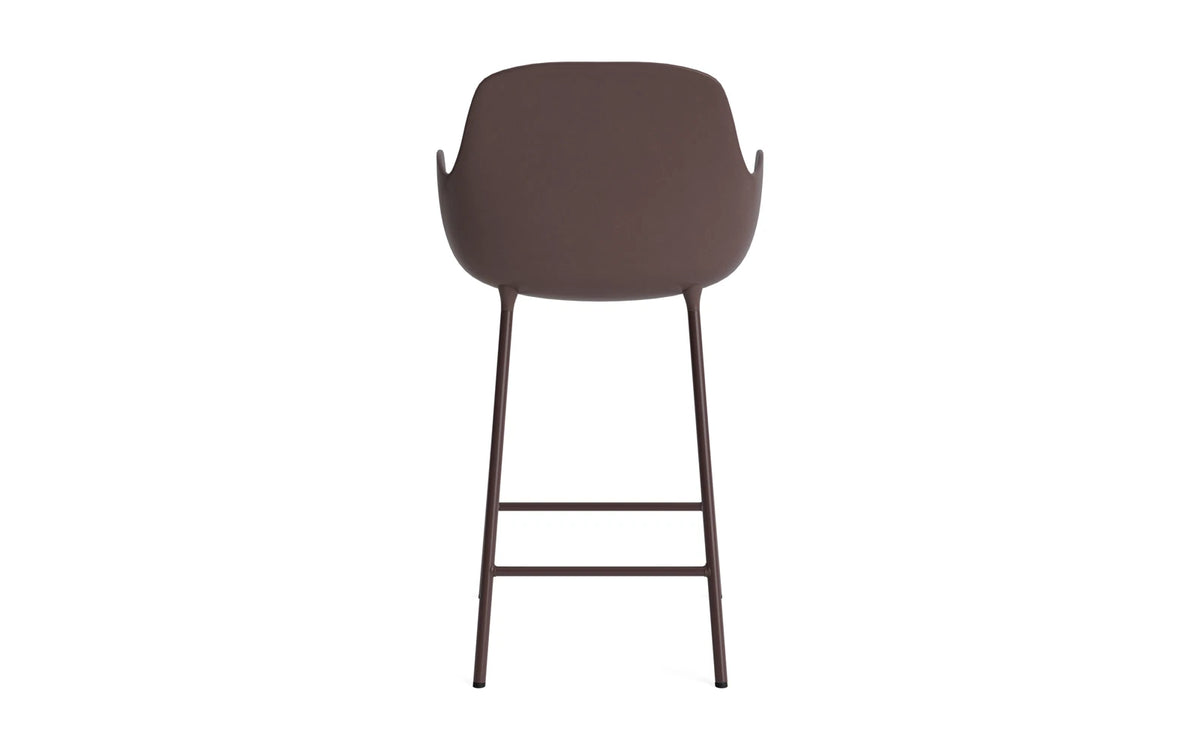 Form Barstuhl mit Armlehne 65 cm Stahl/Braun in Braun präsentiert im Onlineshop von KAQTU Design AG. Barstuhl ist von Normann Copenhagen