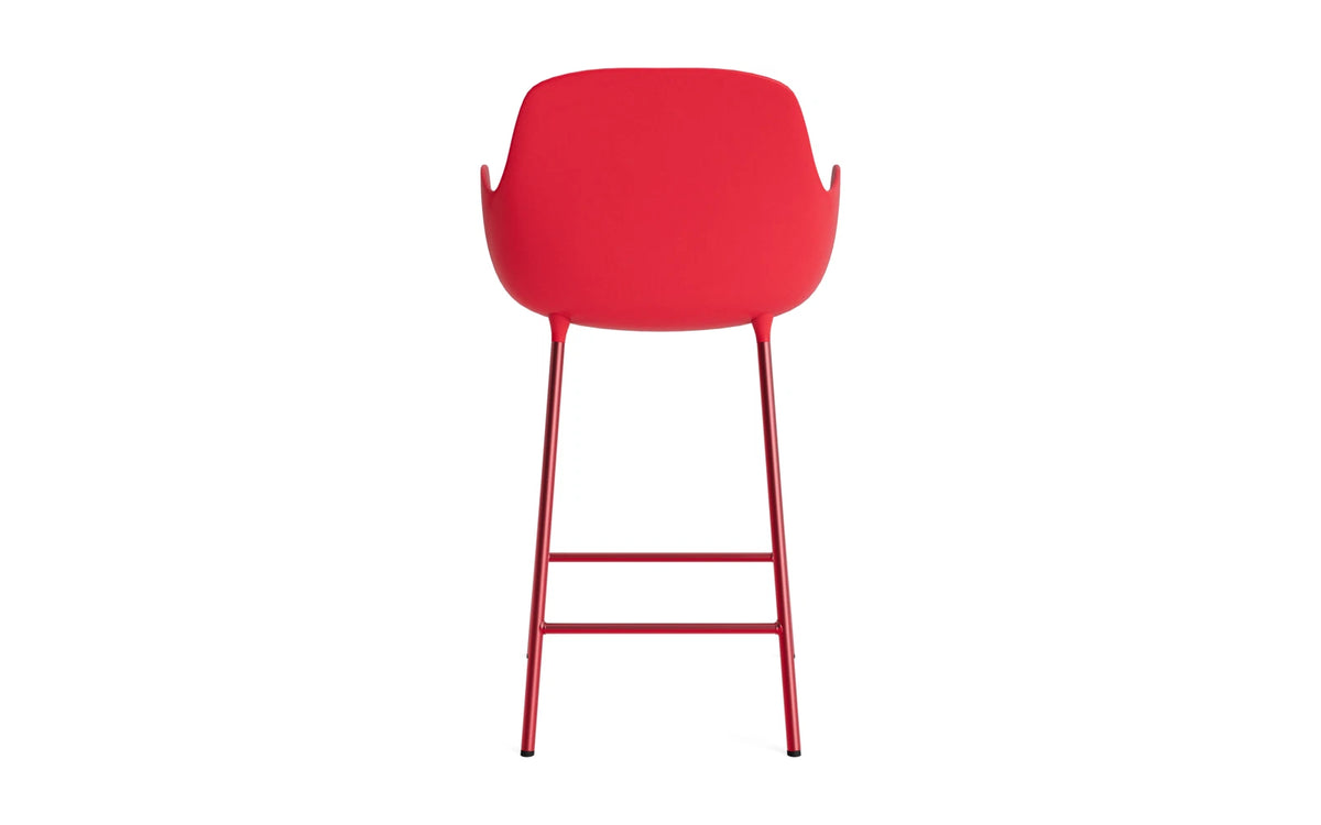Form Barstuhl mit Armlehne 65 cm Stahl/Leuchtendes rot in Leuchtendes rot präsentiert im Onlineshop von KAQTU Design AG. Barstuhl ist von Normann Copenhagen