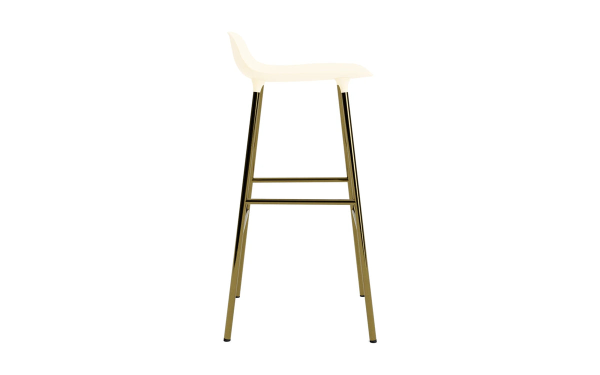 Form Barstuhl 75 cm Messing creme in Creme präsentiert im Onlineshop von KAQTU Design AG. Barstuhl ist von Normann Copenhagen