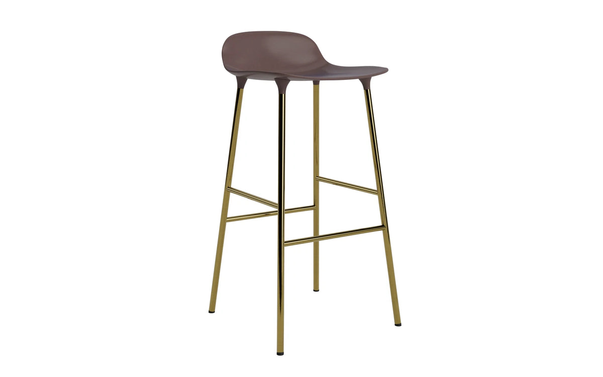 Form Barstuhl 75 cm Messing braun in Braun präsentiert im Onlineshop von KAQTU Design AG. Barstuhl ist von Normann Copenhagen