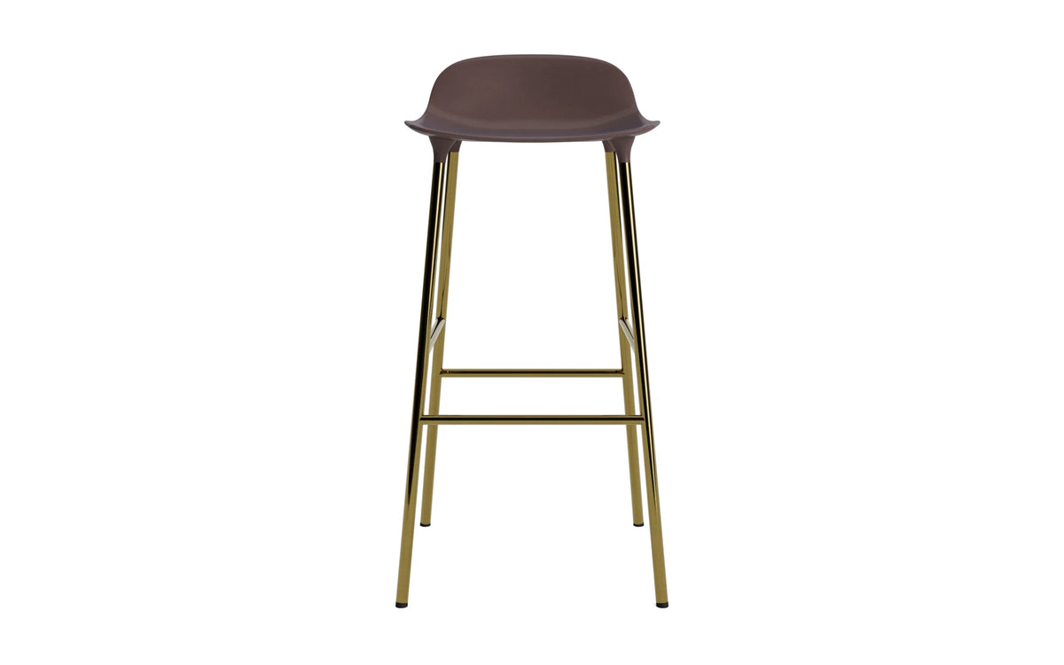 Form Barstuhl 75 cm Messing braun in Braun präsentiert im Onlineshop von KAQTU Design AG. Barstuhl ist von Normann Copenhagen
