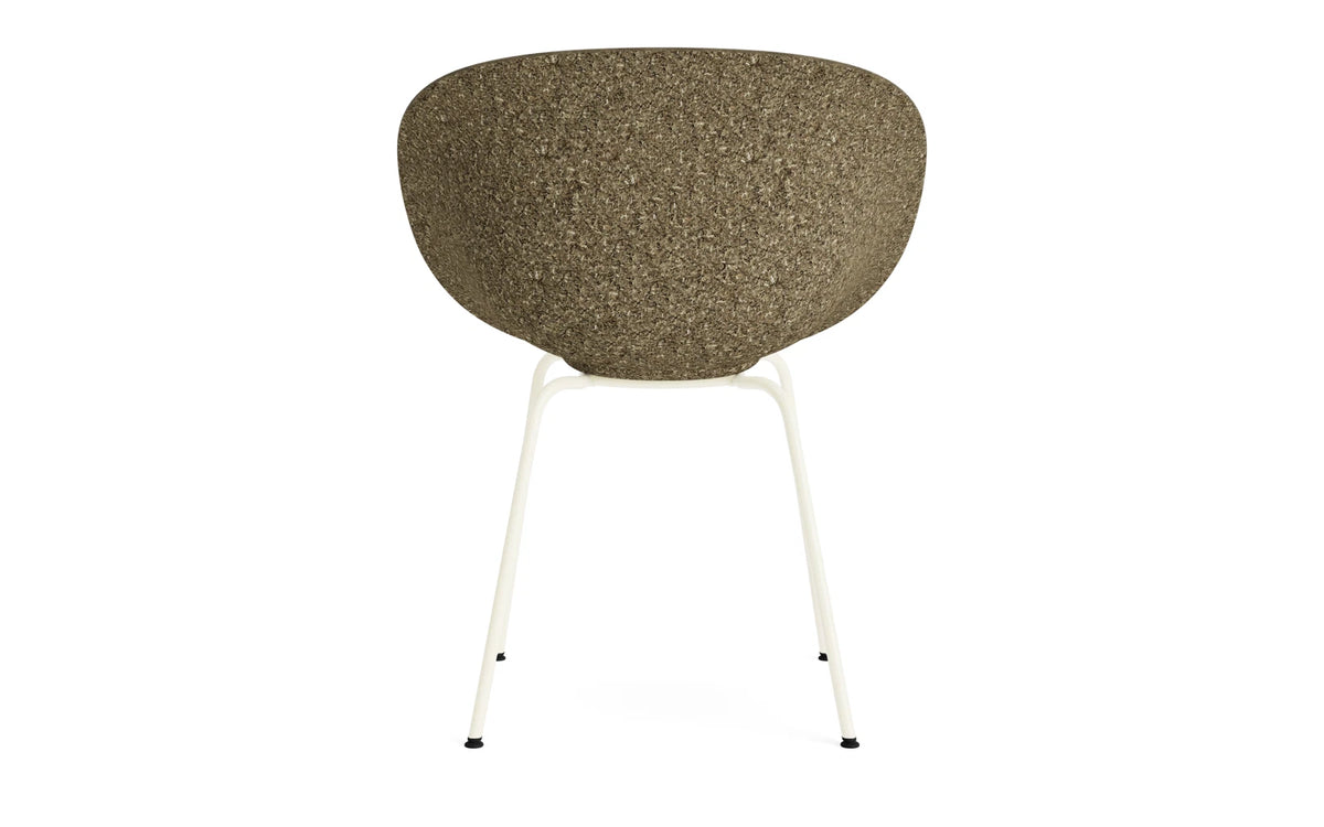 Mat Lehnstuhl Creme stahl Seegras in Seegras präsentiert im Onlineshop von KAQTU Design AG. Stuhl mit Armlehne ist von Normann Copenhagen