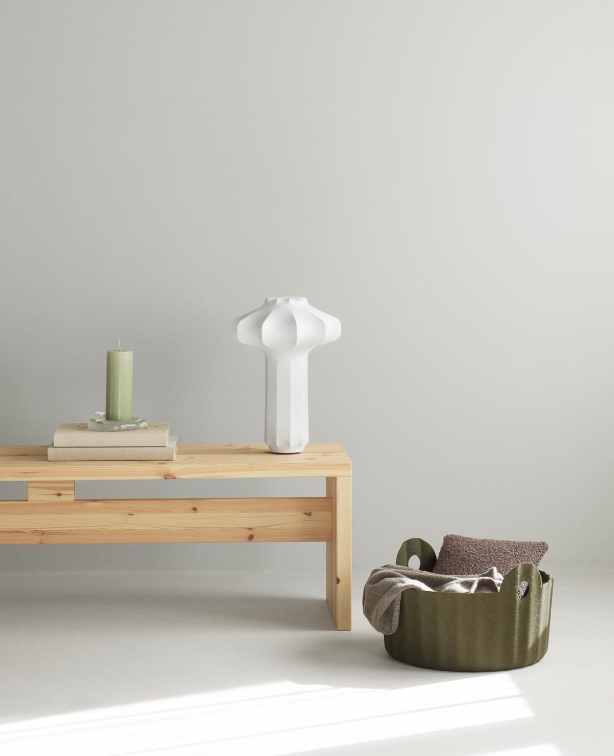 Colu Basket in Cream präsentiert im Onlineshop von KAQTU Design AG. Büromaterial ist von Normann Copenhagen