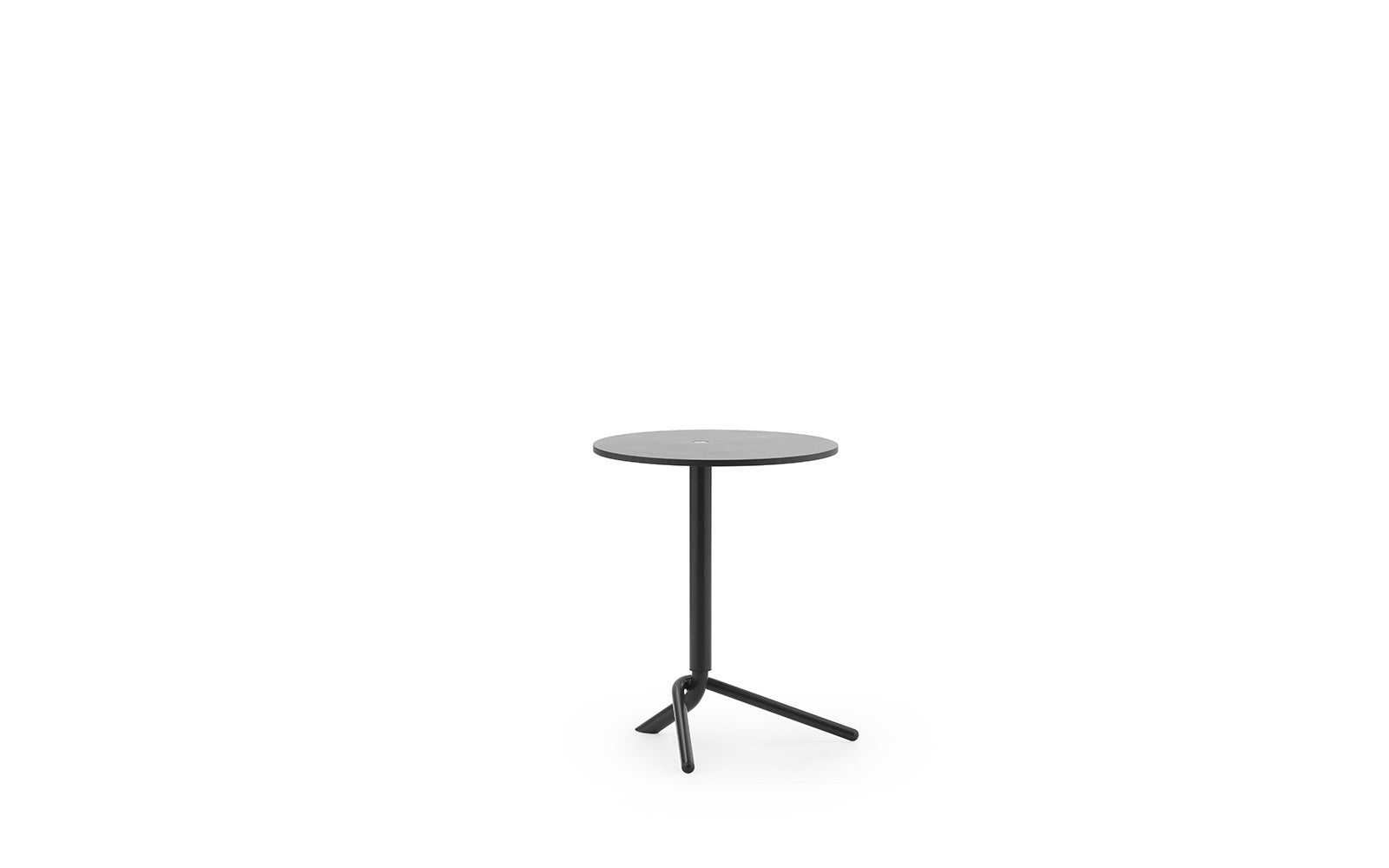 Lift Side Table in Black präsentiert im Onlineshop von KAQTU Design AG. Beistelltisch ist von Normann Copenhagen