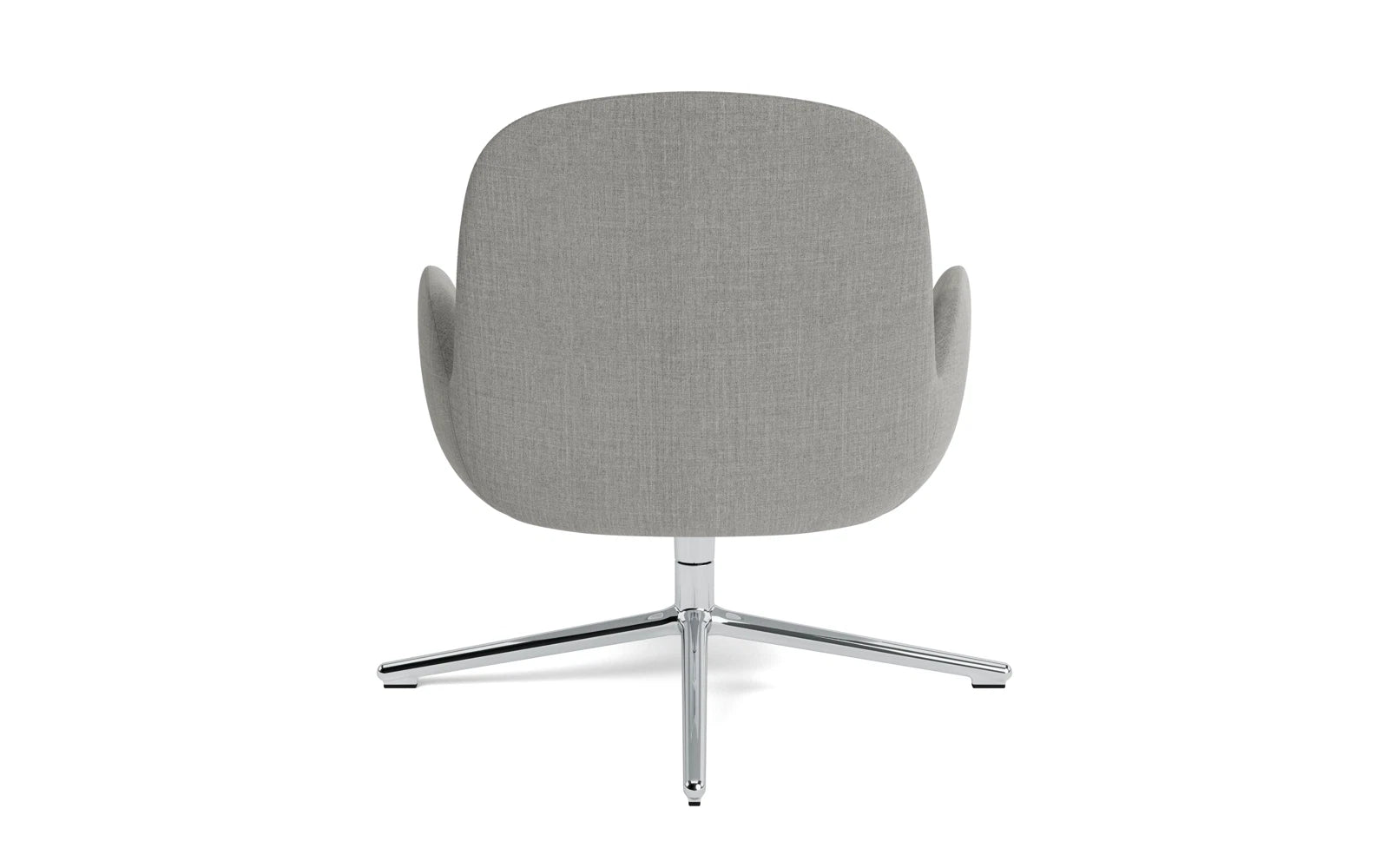 Erleben Sie modernen Komfort mit dem Era Lounge-Sessel von Normann Copenhagen. Das drehbare Aluminiumgestell und die eleganten Stoffe vereinen Stil und Funktion.