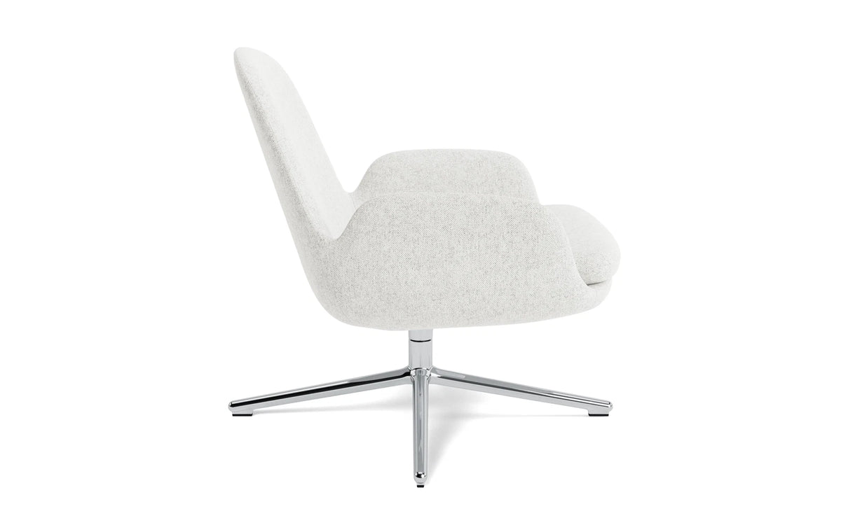 Era Lounge-Sessel niedrig mit Drehgestell Aluminium Hallingdal in Hallingdal 110 präsentiert im Onlineshop von KAQTU Design AG. Drehsessel ist von Normann Copenhagen