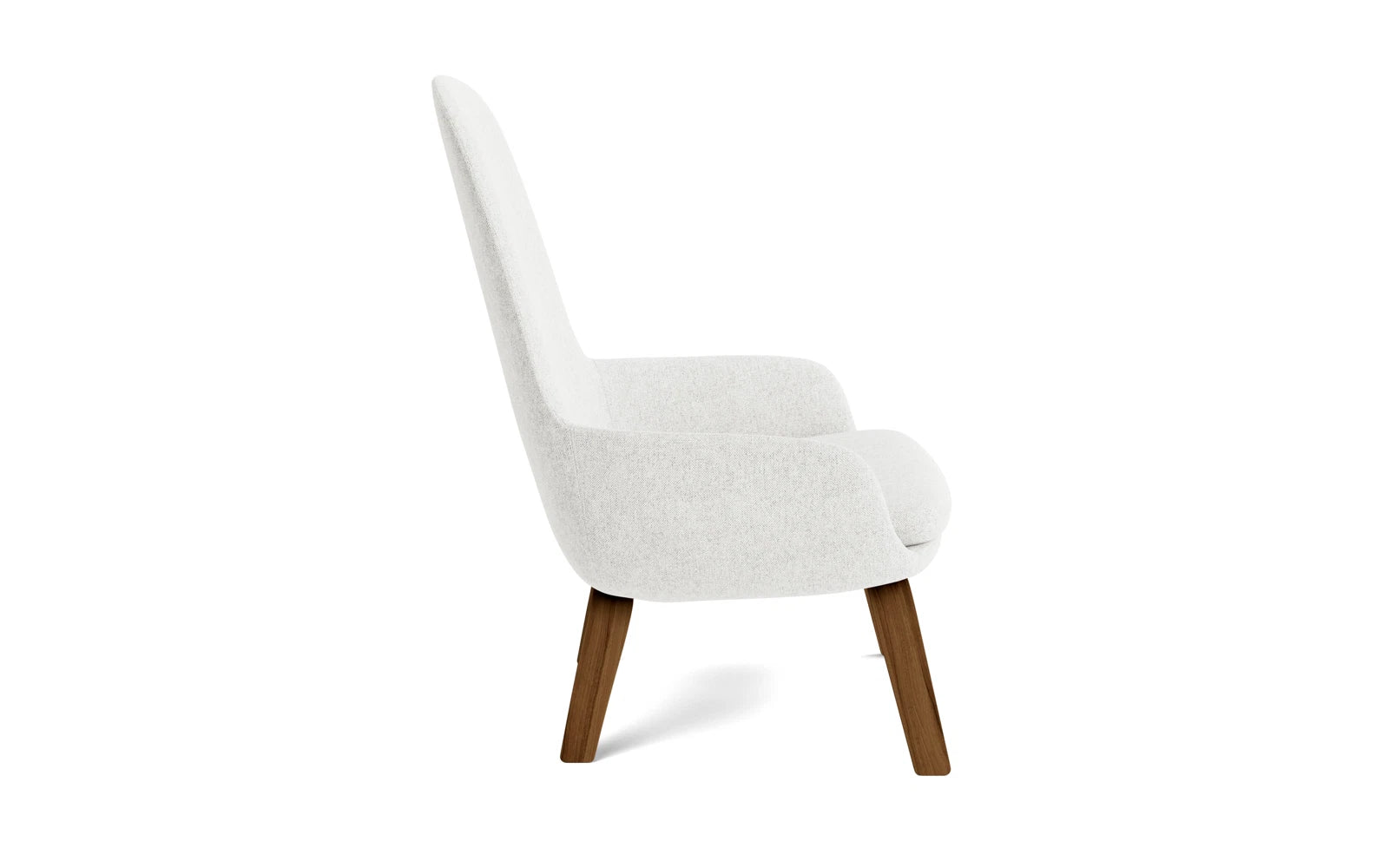 Erleben Sie den Era Lounge-Sessel hoch in Walnuss Hallingdal von Normann Copenhagen – ein stilvolles Möbelstück, das Komfort und Eleganz perfekt kombiniert.