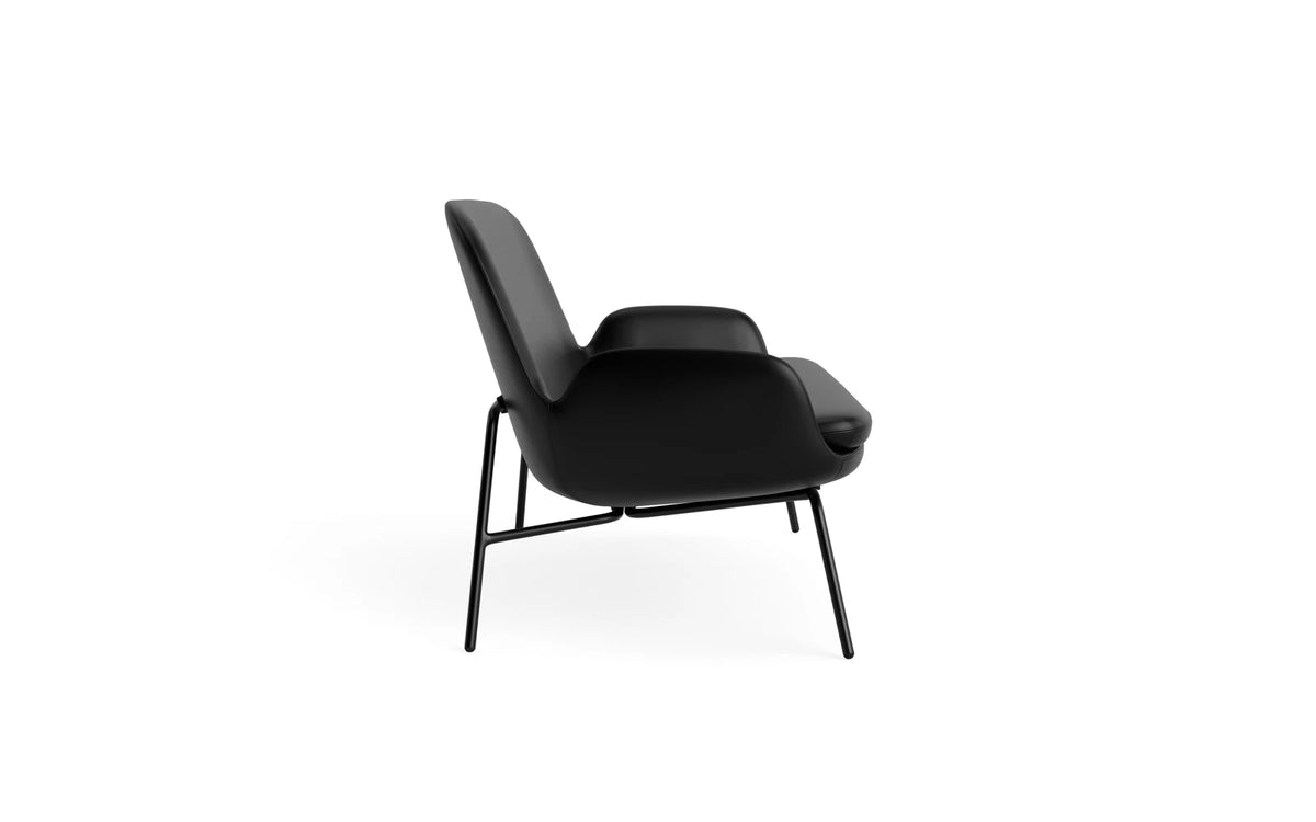 Era Sofa schwarzer Stahl Ultra in Ultra 41599 präsentiert im Onlineshop von KAQTU Design AG. 2er Sofa ist von Normann Copenhagen