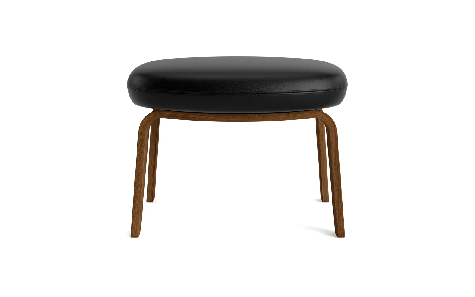 Der Era Fußhocker von Normann Copenhagen vereint modernes Design mit hochwertigem Walnussholz und komfortablen, variablen Polstern für entspannte Momente.