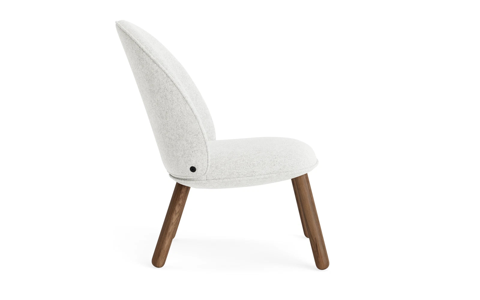Entdecken Sie den Ace Lounge-Sessel von Normann Copenhagen: Stilvolles Design, optimaler Komfort und perfekte Passform für kleine Räume.
