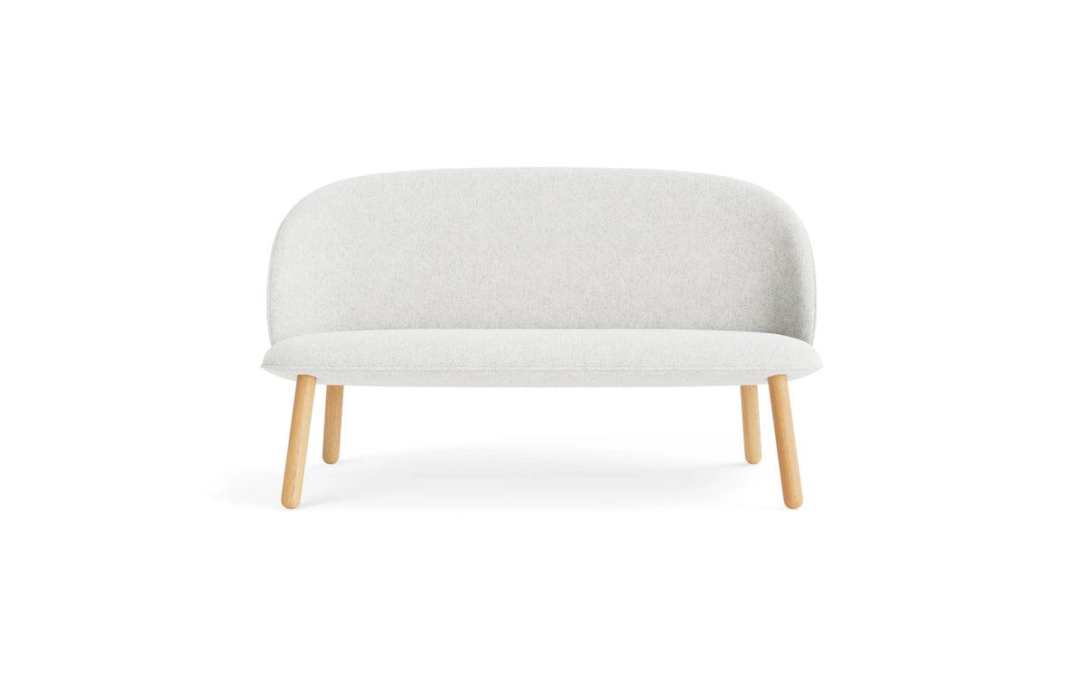 Ace Sofa Eiche Hallingdal in Hallingdal 110 präsentiert im Onlineshop von KAQTU Design AG. 2er Sofa ist von Normann Copenhagen