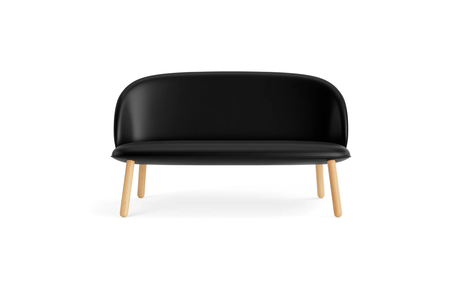 Erleben Sie das Ace Sofa Eiche Ultra von Normann Copenhagen – eine harmonische Verbindung aus skandinavischer Ästhetik und höchstem Sitzkomfort.
