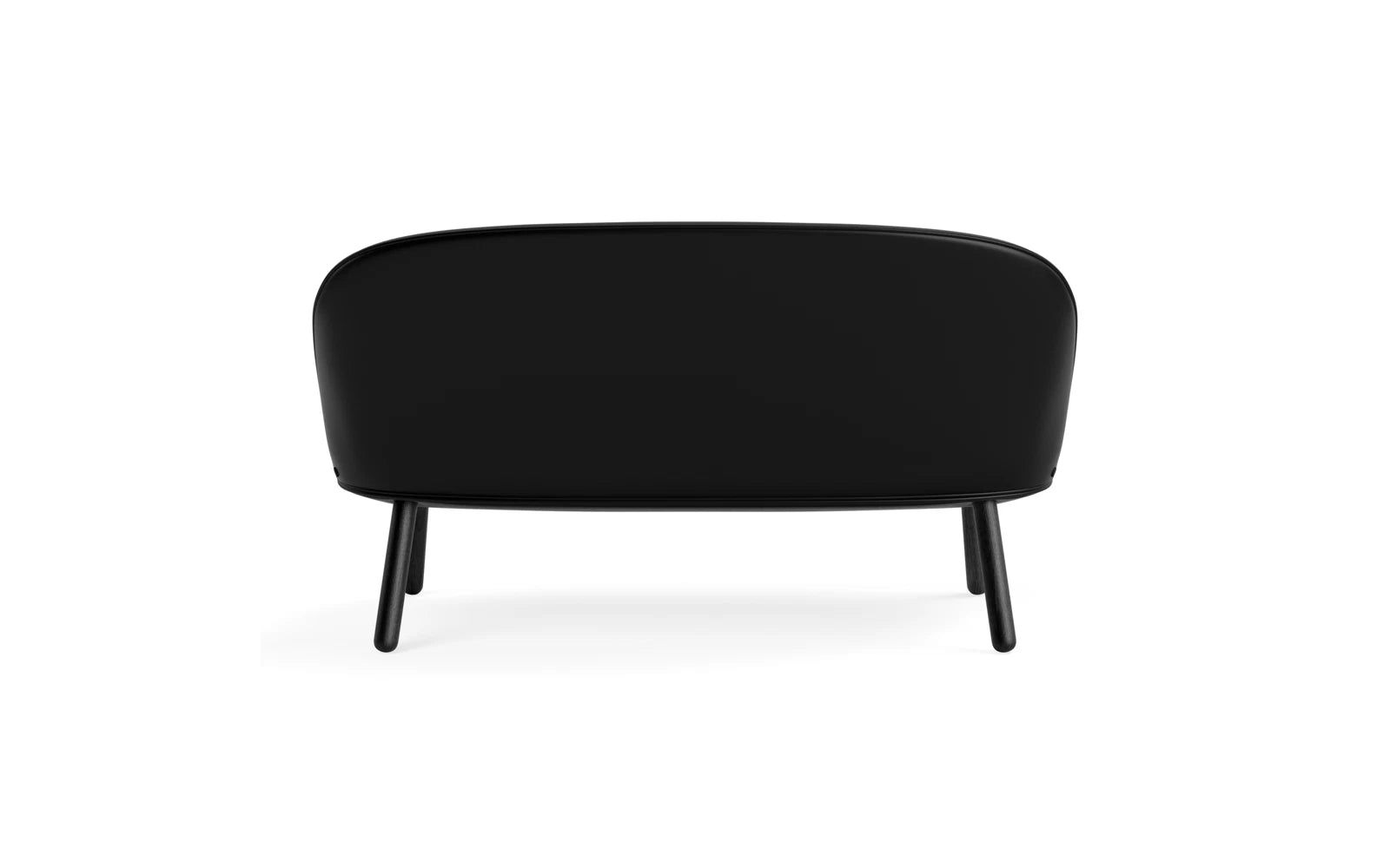 Erleben Sie das Ace Sofa in schwarzer Eiche Ultra von Normann Copenhagen – ein elegantes Möbelstück, das modernes Wohnen mit Komfort vereint.