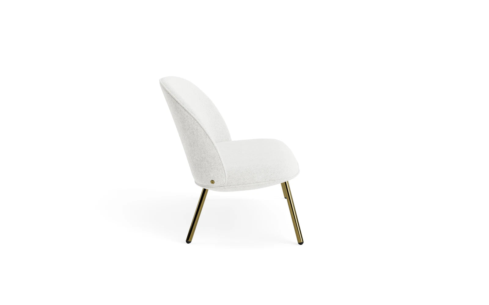 Entdecken Sie das Ace Sofa Messing Hallingdal von Normann Copenhagen – stilvolles, kompaktes Design für urbanen Komfort und Eleganz.