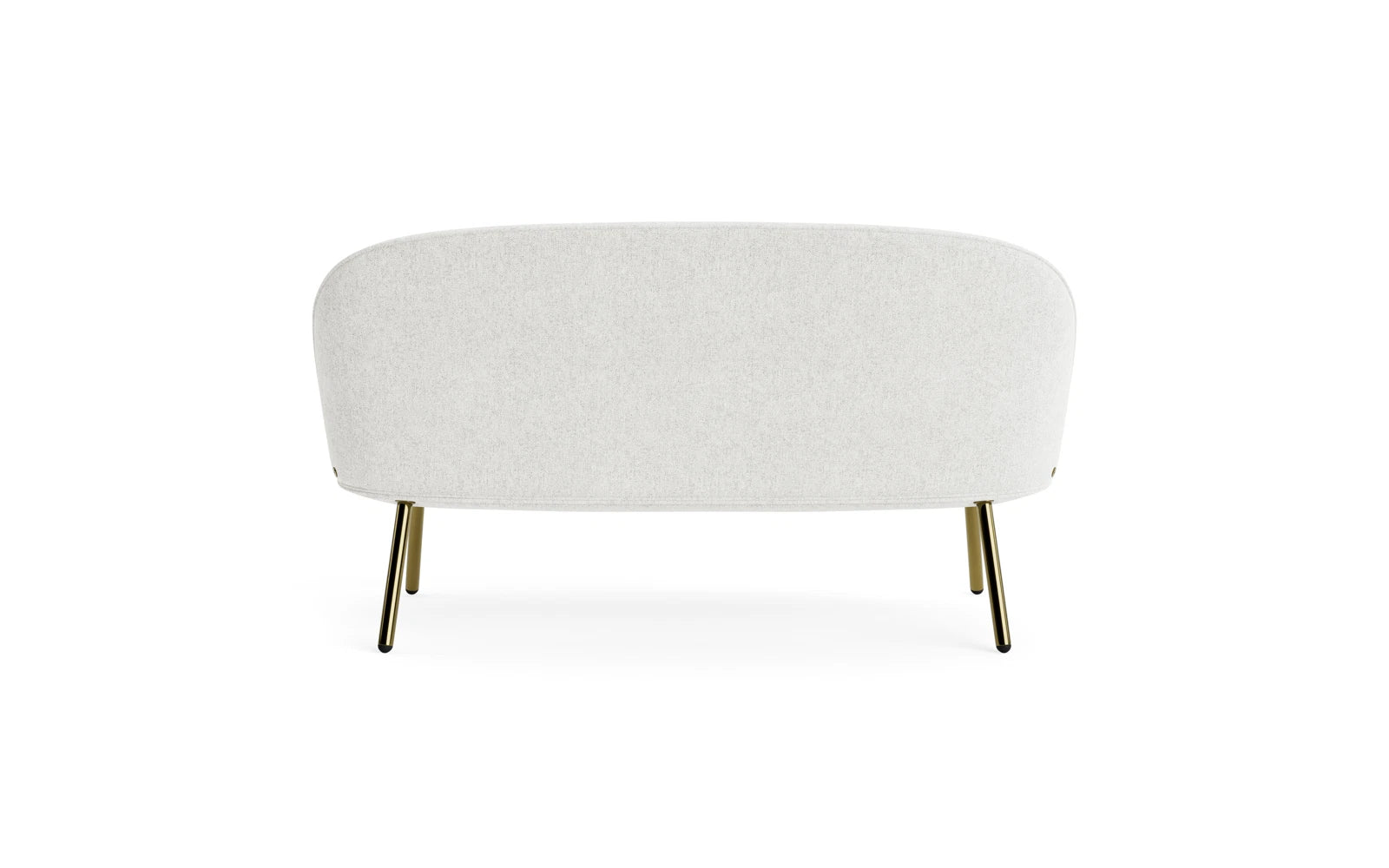 Erleben Sie das Ace Sofa Messing Hallingdal von Normann Copenhagen – ein elegantes, komfortables Möbelstück, ideal für moderne Wohnräume.