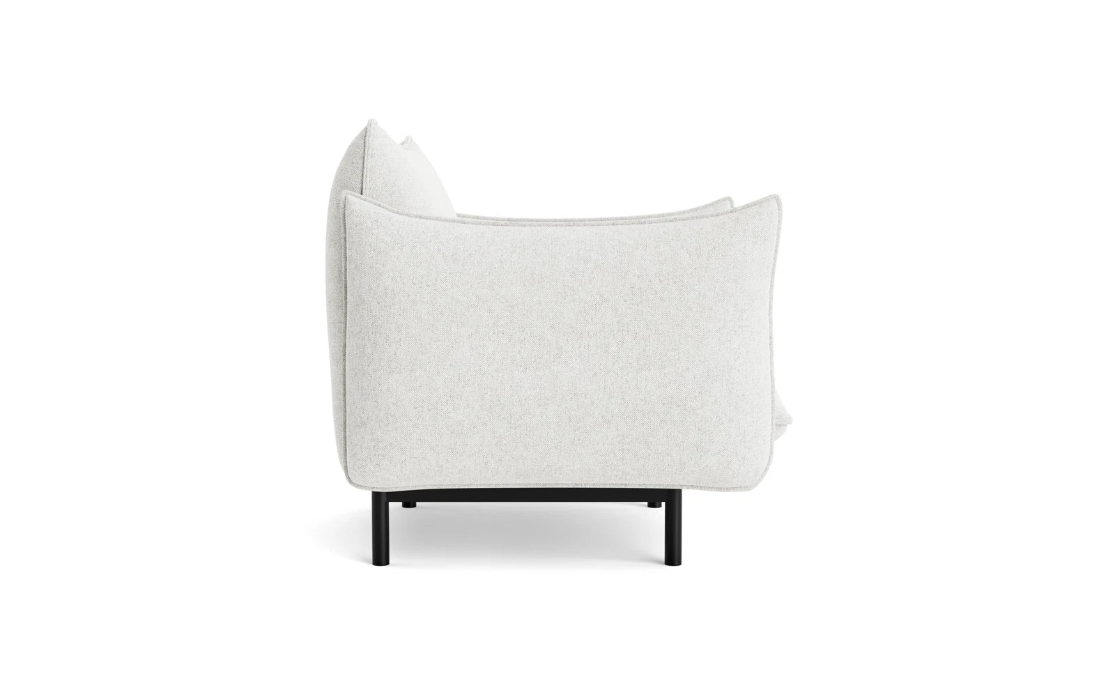 Der Ark Sessel von Normann Copenhagen besticht durch sein elegantes Design und außergewöhnlichen Sitzkomfort. Ideal für stilvolle Wohnräume.