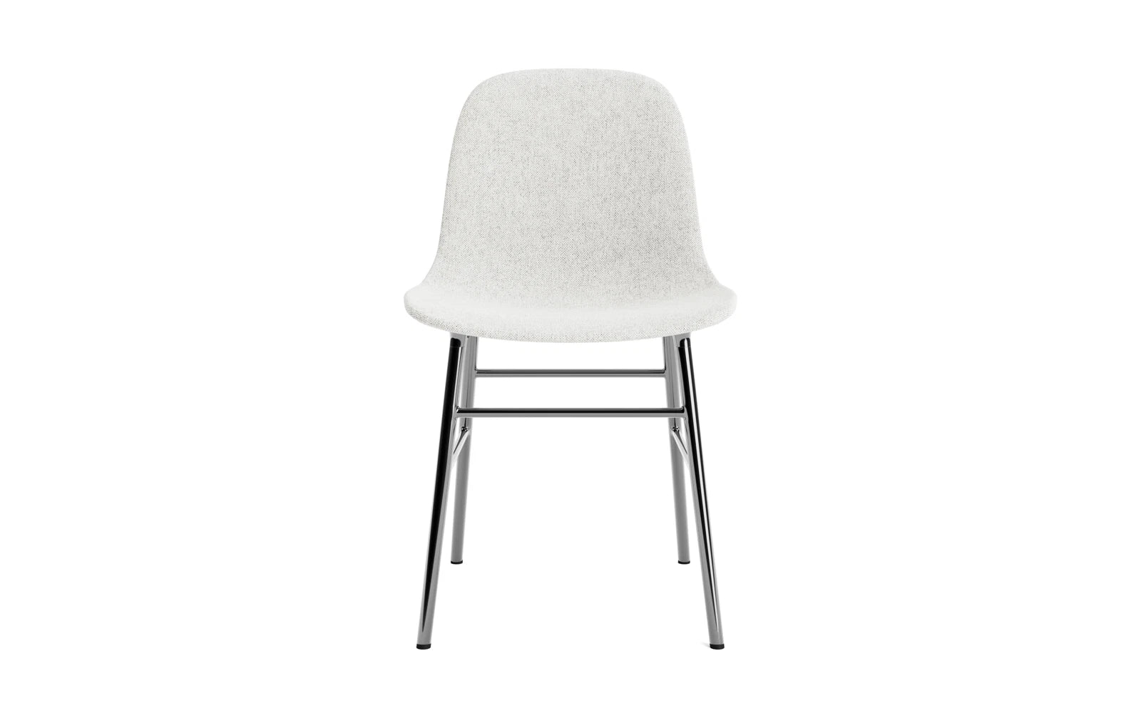 Erleben Sie den Form Stuhl gepolstert Chrome Hallingdal von Normann Copenhagen – ein elegantes Designstück, das Komfort und Stil perfekt kombiniert.