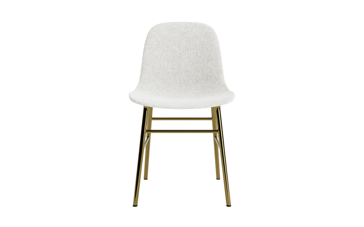 Form Stuhl gepolstert Messing Hallingdal in Hallingdal 110 präsentiert im Onlineshop von KAQTU Design AG. Stuhl ist von Normann Copenhagen