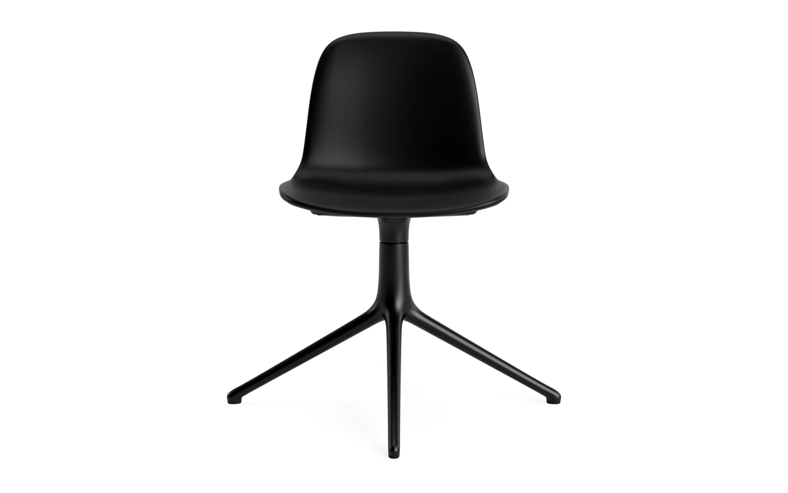 Der Form Drehstuhl 4L von Normann Copenhagen kombiniert elegantes schwarzes Aluminium mit hochwertiger Vollpolsterung in Remix-Stoff und bietet vielfältige Designoptionen.