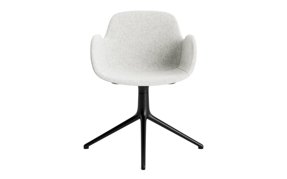 Form Drehstuhl 4L schwarzes Aluminium Vollpolster Hallingdal in Hallingdal 110 präsentiert im Onlineshop von KAQTU Design AG. Bürostuhl ist von Normann Copenhagen