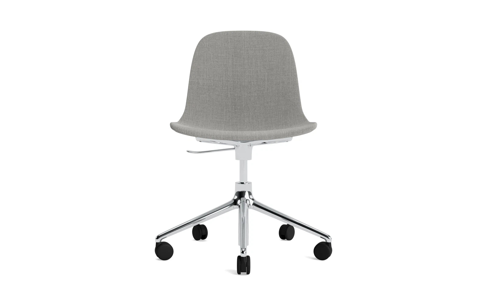 Erleben Sie den Form Drehsessel von Normann Copenhagen: Stilvolles Vollpolster, Aluminiumgestell und über 100.000 Kombinationsmöglichkeiten für Ihr Zuhause.