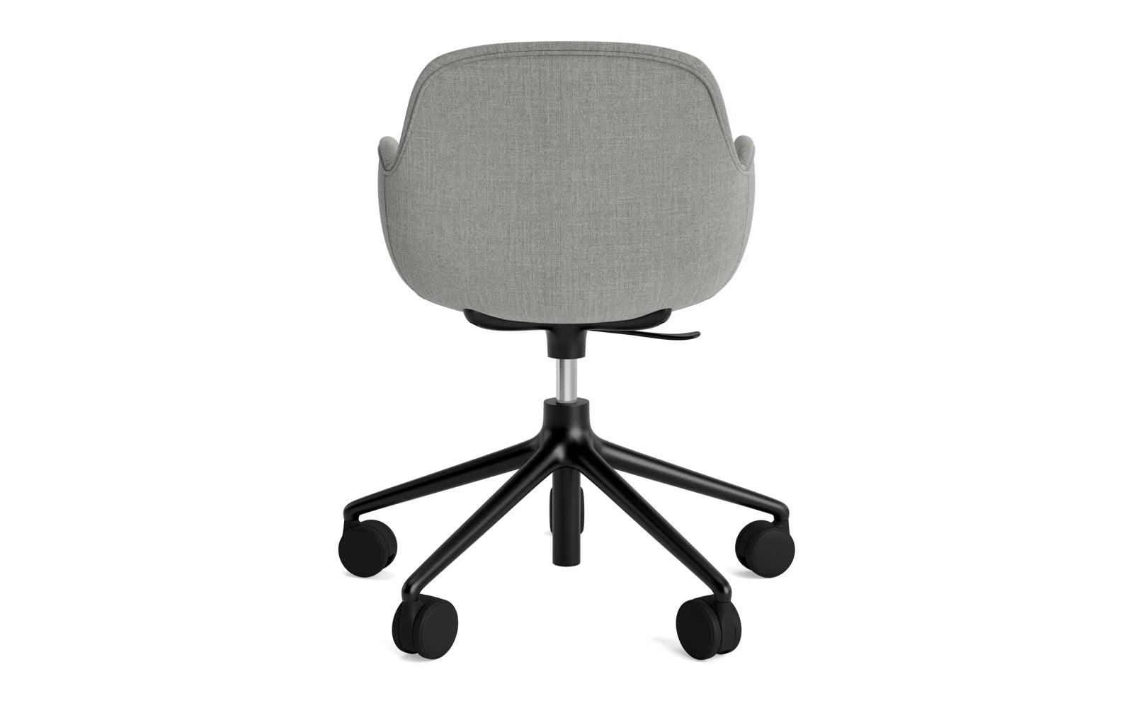 Erleben Sie den Hyg Drehsessel mit Rollen in stilvollem Schwarz und Aluminium von Normann Copenhagen – perfekter Komfort trifft modernes Design.