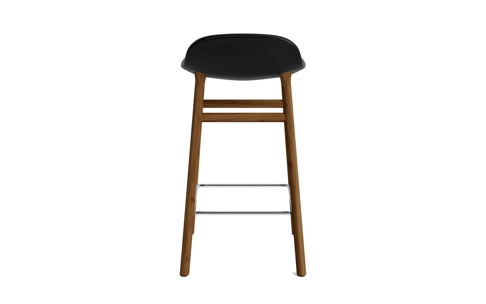 Erleben Sie den Form Barstuhl 65 cm gepolstert Walnuss Ultra von Normann Copenhagen – ein elegantes Möbelstück, das Komfort und zeitgenössisches Design harmonisch verbindet.