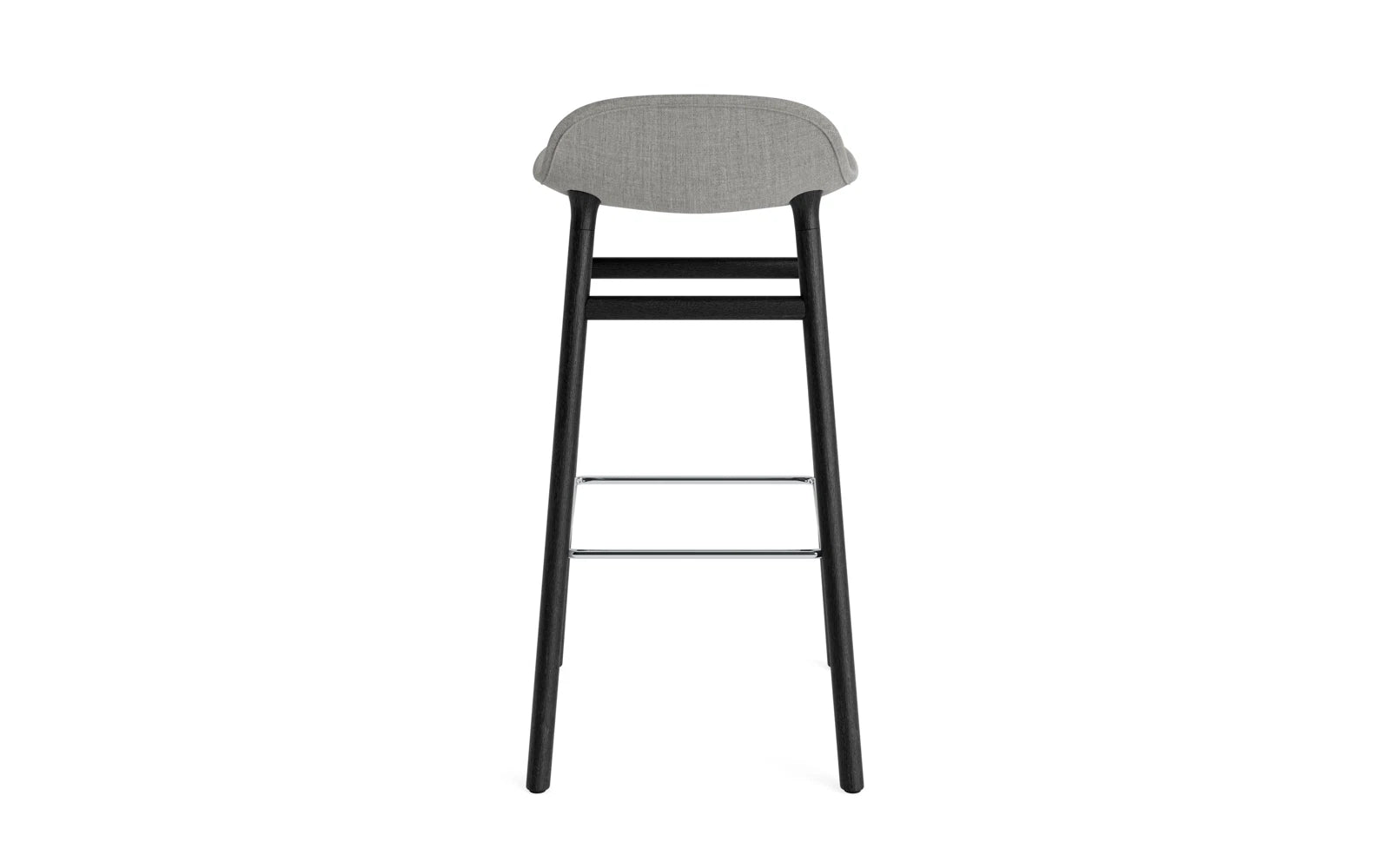 Entdecken Sie den Form Barstuhl von Normann Copenhagen: 75 cm hoch, gepolstert und aus schwarzer Eiche. Ideal für stilvolle Bars und Küchen.