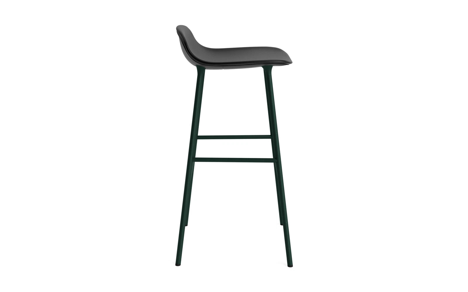 Entdecken Sie den eleganten Form Barstuhl 75 cm in grün von Normann Copenhagen – gepolstert, stilvoll und ideal für jeden Raum.