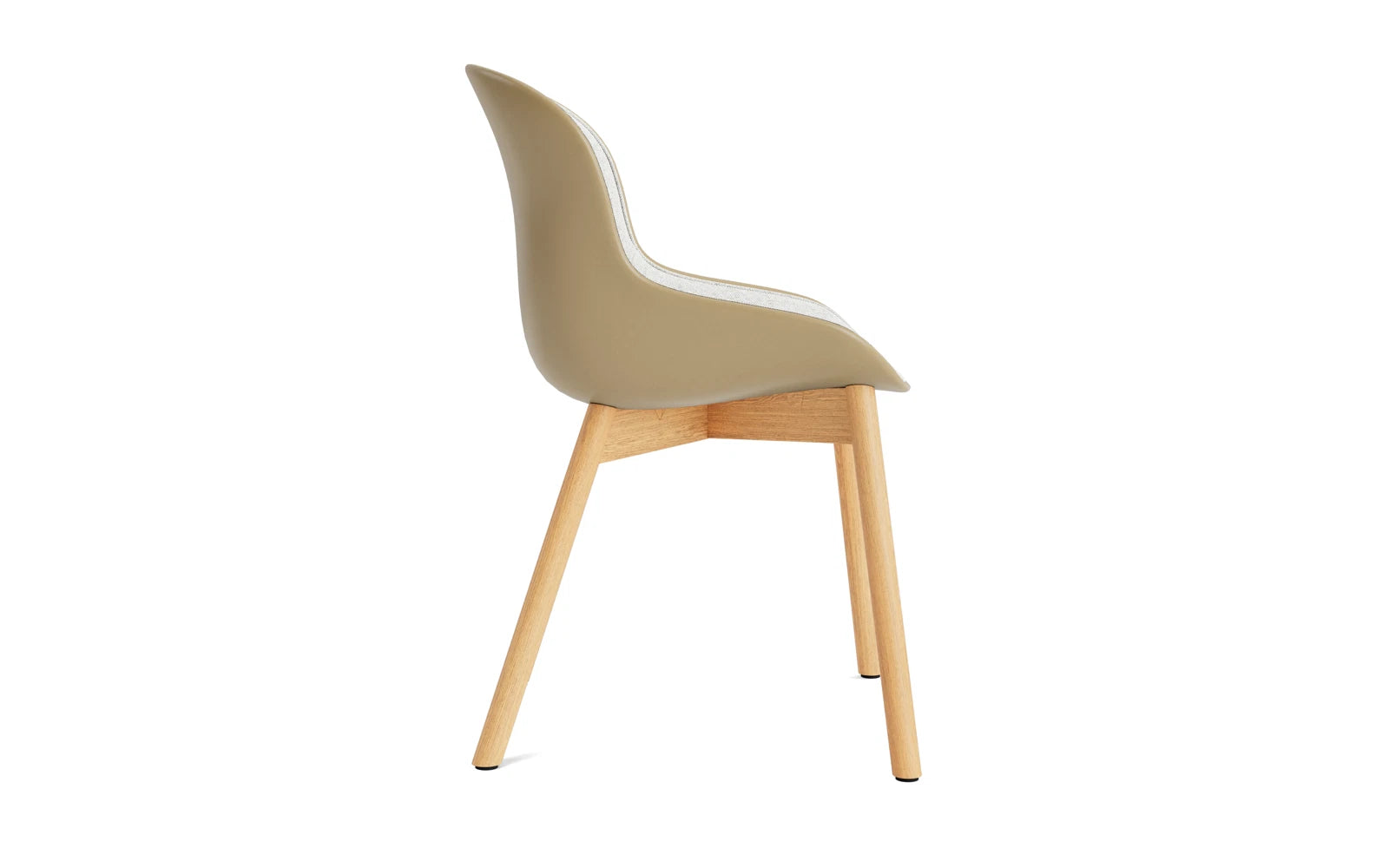 Entdecken Sie den Hyg Stuhl Polster Eiche Sand/Hallingdal von Normann Copenhagen – ein stilvolles Design, das Komfort und dänische Hygge verkörpert.