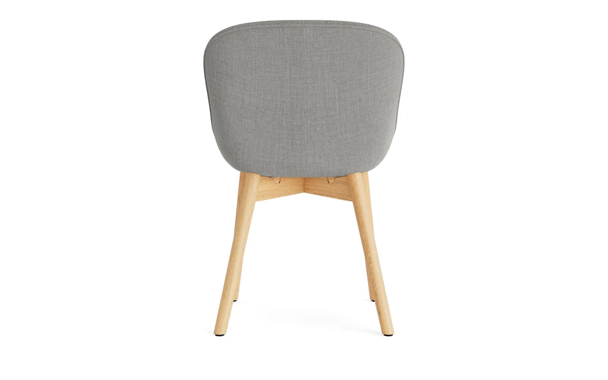 Hyg Stuhl vollpolster Eiche Remix in Remix 133 präsentiert im Onlineshop von KAQTU Design AG. Stuhl ist von Normann Copenhagen