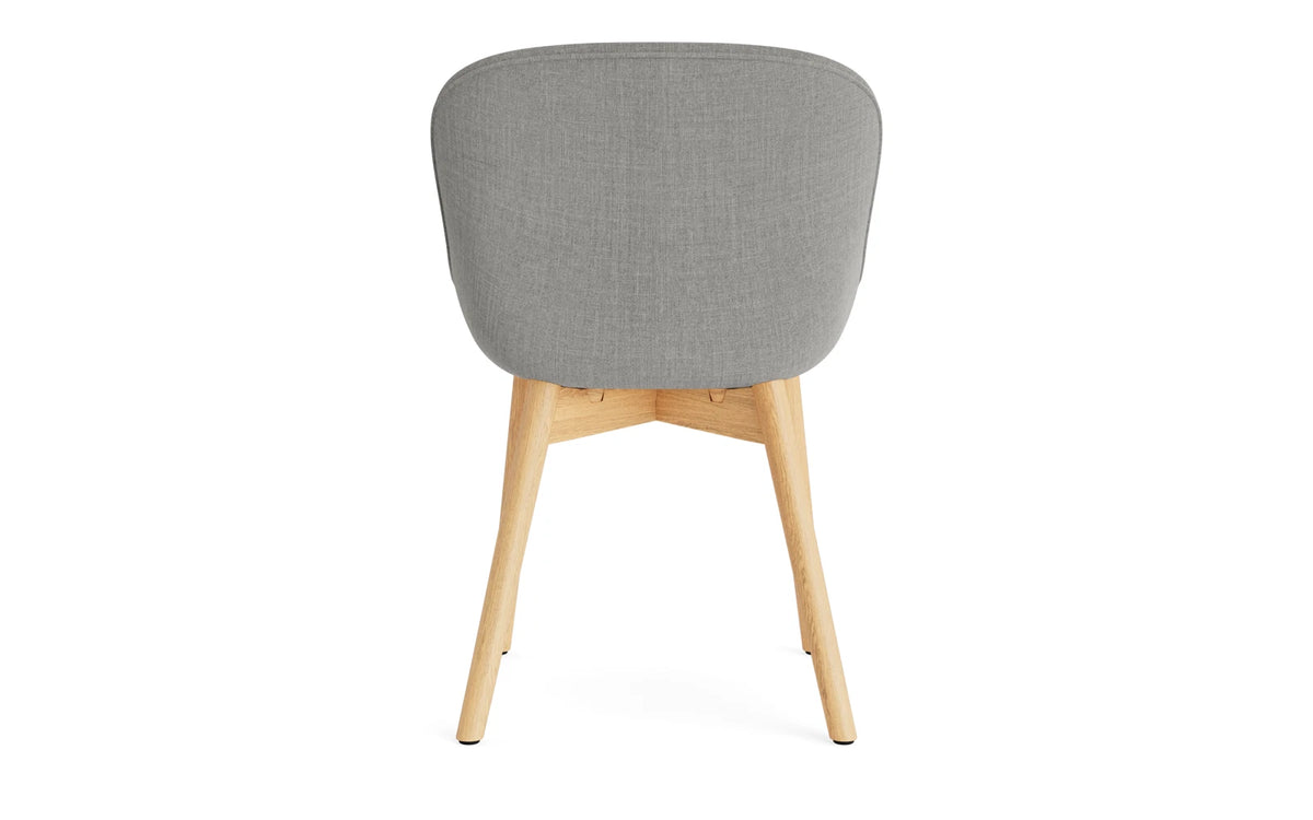 Hyg Comfort Stuhl Vollpolster Eiche Remix in Remix 133 präsentiert im Onlineshop von KAQTU Design AG. Stuhl ist von Normann Copenhagen