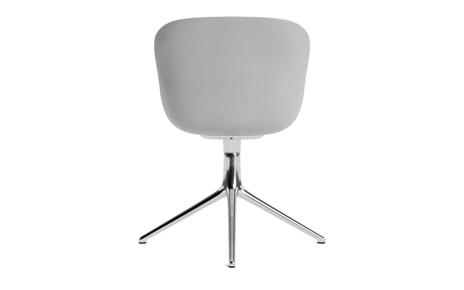 Entdecken Sie den Hyg Drehstuhl 4B von Normann Copenhagen – ein stilvoller, gepolsterter Drehstuhl in Grau, der Gemütlichkeit und modernes Design perfekt kombiniert.