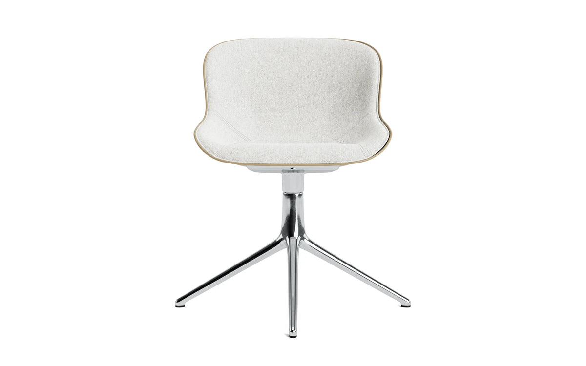 Hyg Drehstuhl 4B gepolstert Alu Sand/Hallingdal in Hallingdal 110 präsentiert im Onlineshop von KAQTU Design AG. Drehstuhl ist von Normann Copenhagen