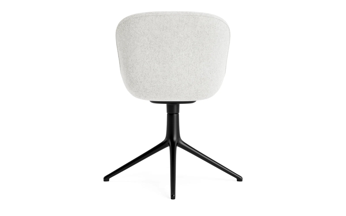 Hyg Drehstuhl gepolstert 4B schwarz aluminium Hallingdal in Hallingdal 110 präsentiert im Onlineshop von KAQTU Design AG. Drehstuhl ist von Normann Copenhagen