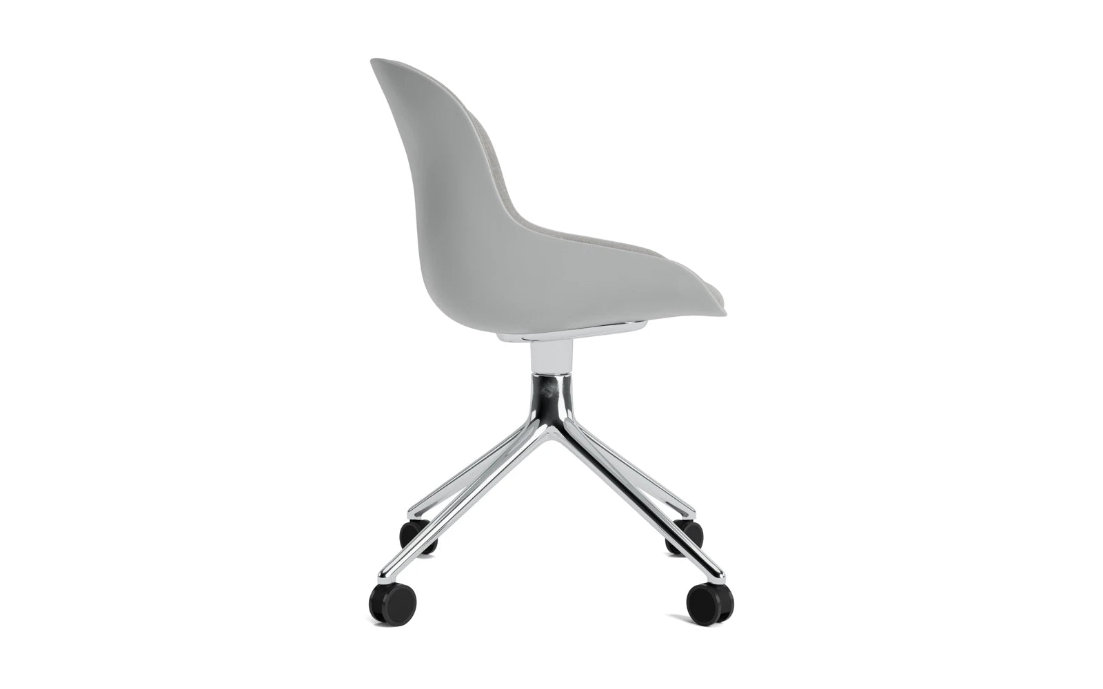 Entdecken Sie den Hyg Drehstuhl 4W von Normann Copenhagen – ein stilvoller, bequemer Drehstuhl in Grau, der skandinavische Gemütlichkeit und Funktionalität vereint.