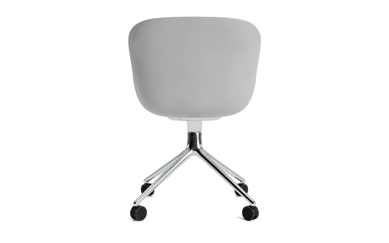 Erleben Sie den Hyg Drehstuhl 4W von Normann Copenhagen – ein eleganter Drehstuhl in Aluminium Grau mit komfortablem Hallingdal-Polster, perfekt für stilvolle Ess- und Loungebereiche.