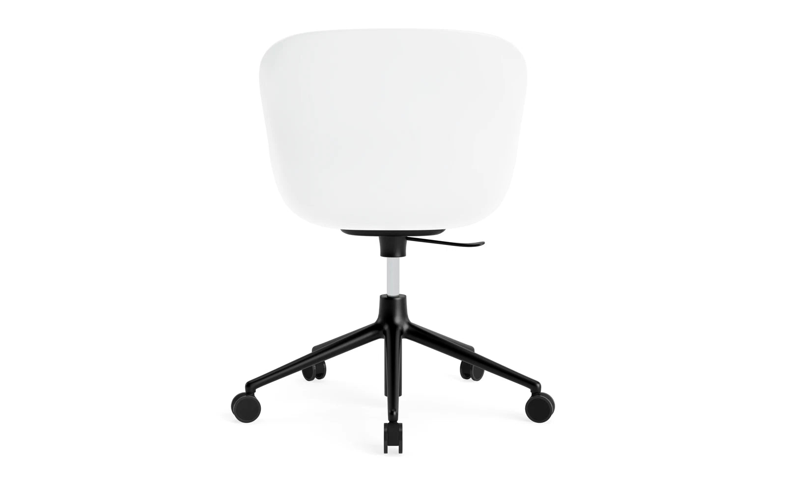 Erleben Sie den Hyg Drehsessel von Normann Copenhagen: Ein eleganter, drehbarer Sessel mit 5 Rollen, der Komfort und skandinavisches Design perfekt kombiniert.