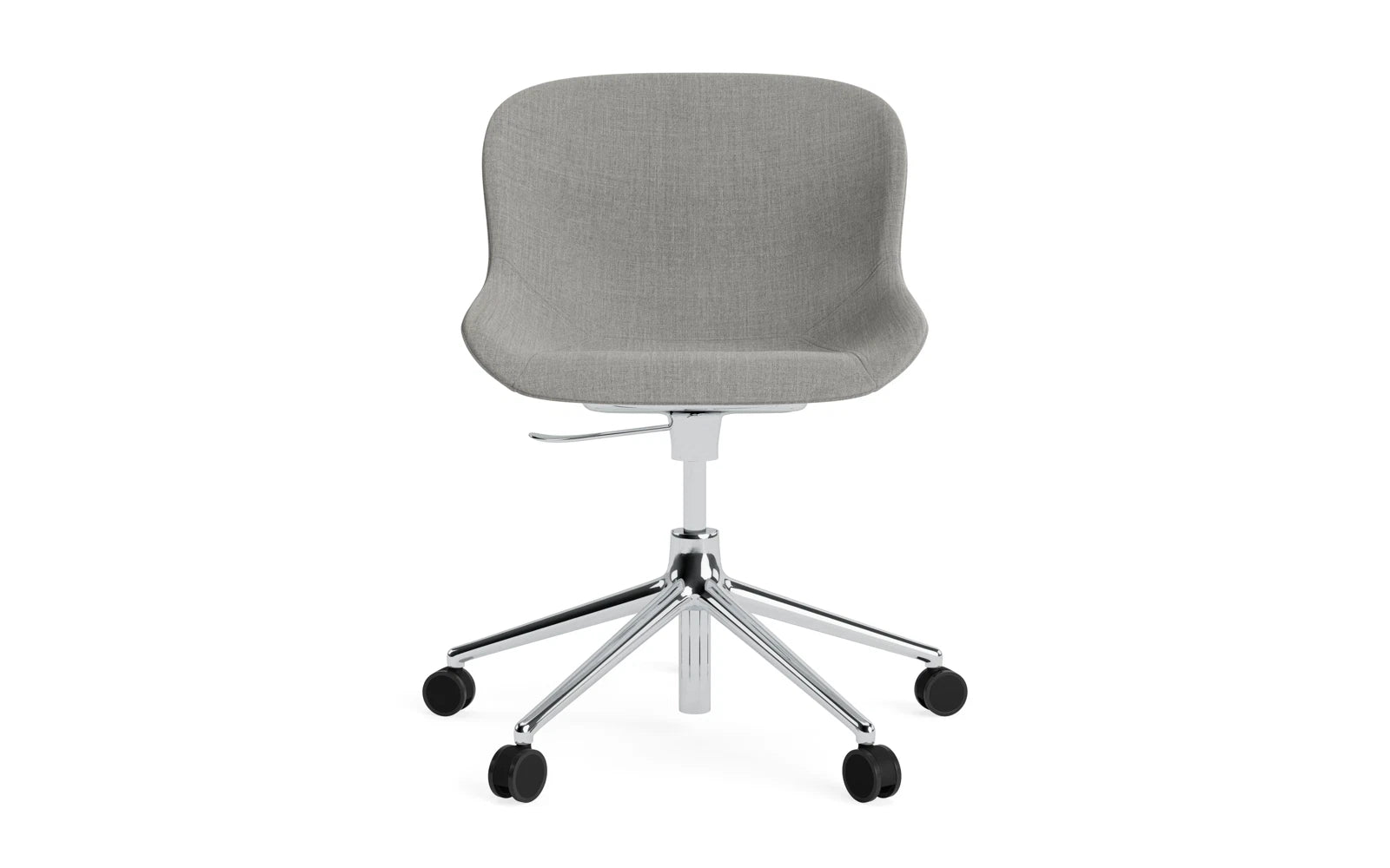 Der Hyg Drehsessel von Normann Copenhagen bietet stilvollen Komfort mit einem modernen Design aus hochwertigem Aluminium und weichem Vollpolster.