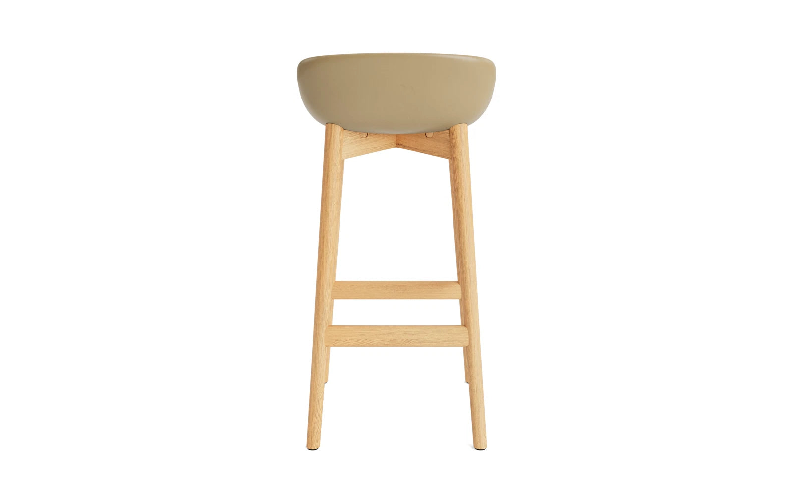 Erleben Sie den Hyg Barhocker 75 cm von Normann Copenhagen – ein eleganter Eichenhocker mit gemütlichem Sand/Remix Polster, ideal für stilvolle Wohnräume.