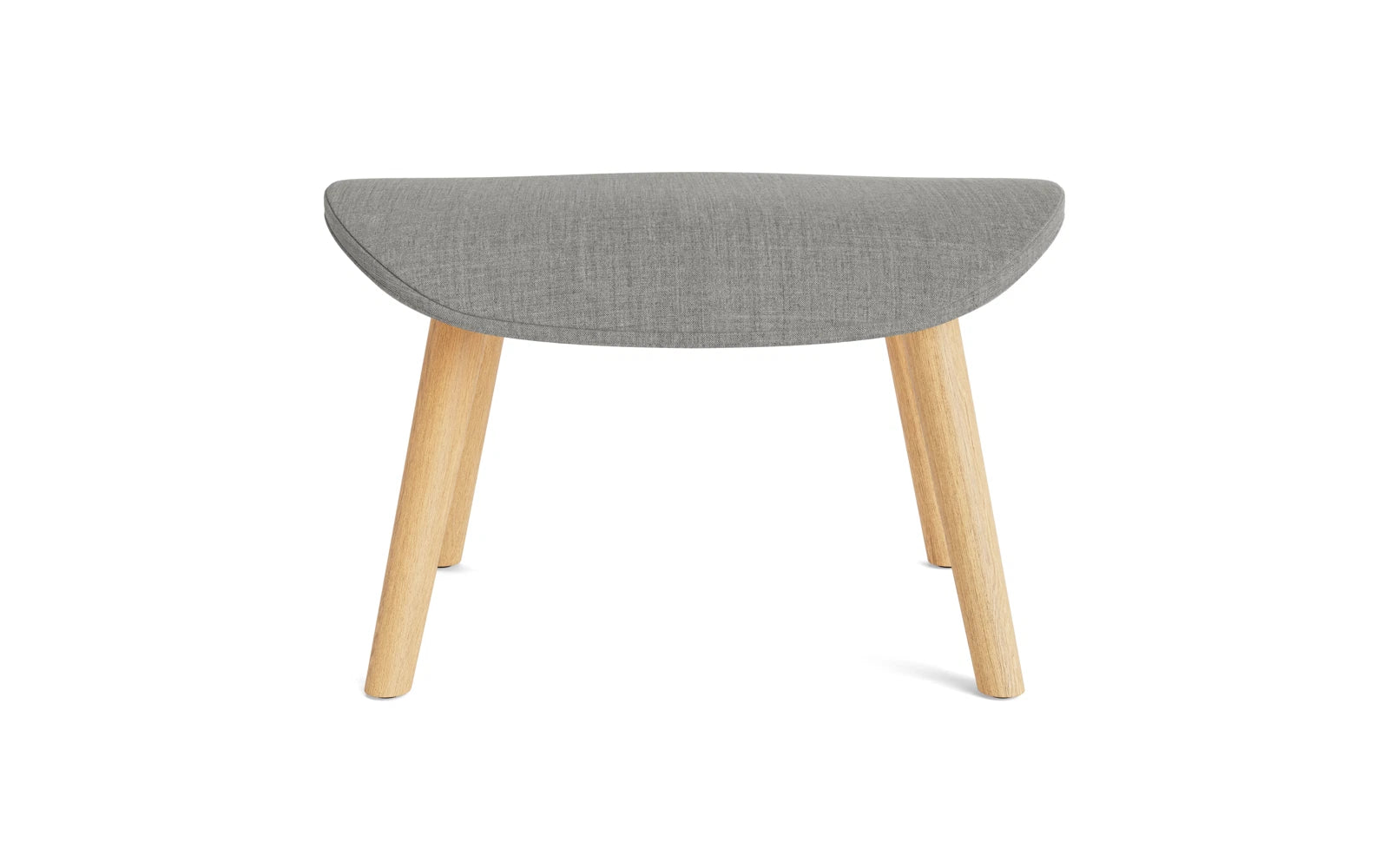 Genießen Sie mit dem Hyg Fusshocker Eiche Remix von Normann Copenhagen stilvolle Entspannung und skandinavische Gemütlichkeit in Ihrem Zuhause.