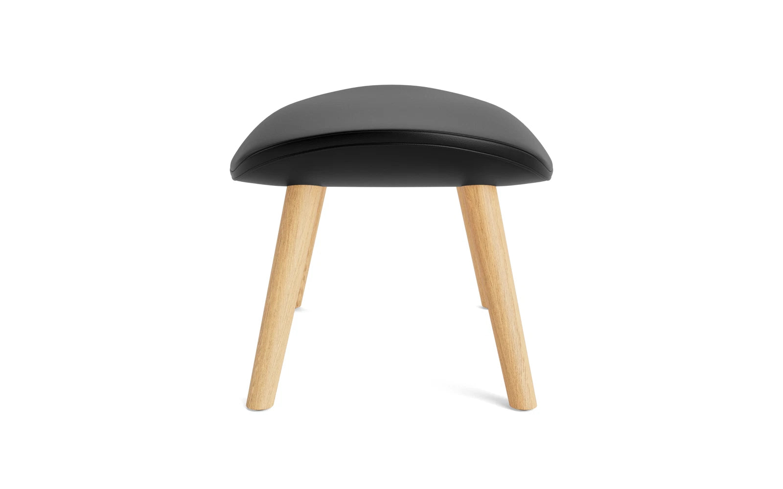 Genießen Sie mit dem Hyg Fusshocker Eiche Ultra von Normann Copenhagen stilvolle Entspannung und skandinavische Eleganz in Ihrem Wohnraum.