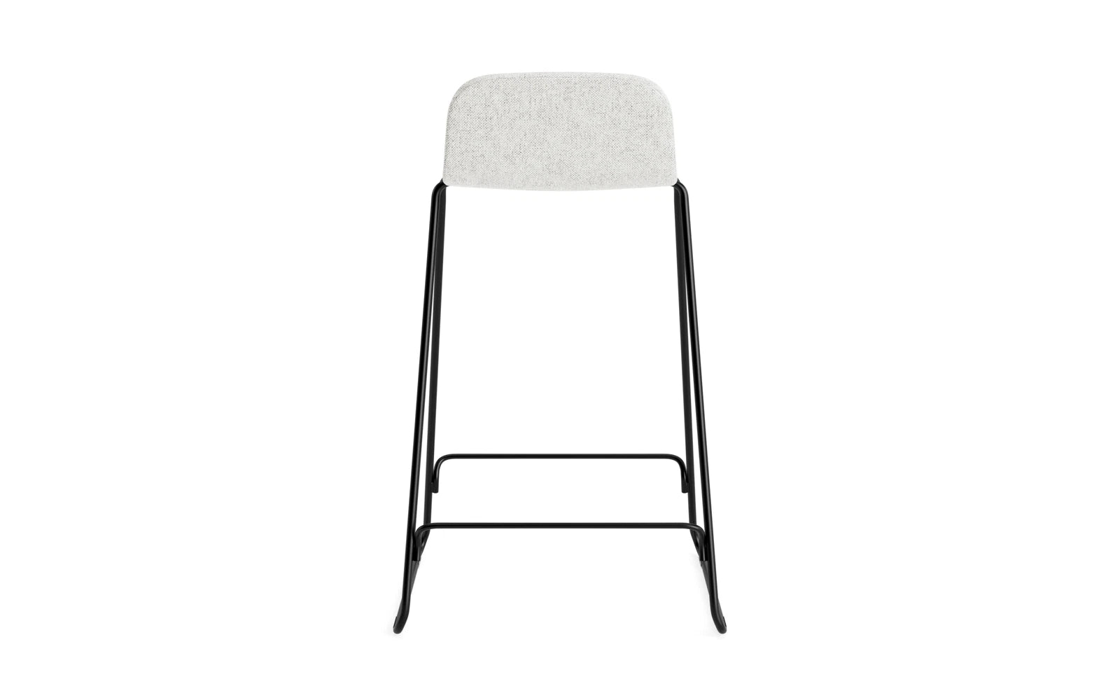 Erleben Sie den Just Barhocker 65 cm mit Lehne von Normann Copenhagen – ein eleganter, gepolsterter Hocker aus robustem Stahl und hochwertigem Hallingdal-Stoff, perfekt für jeden Raum.