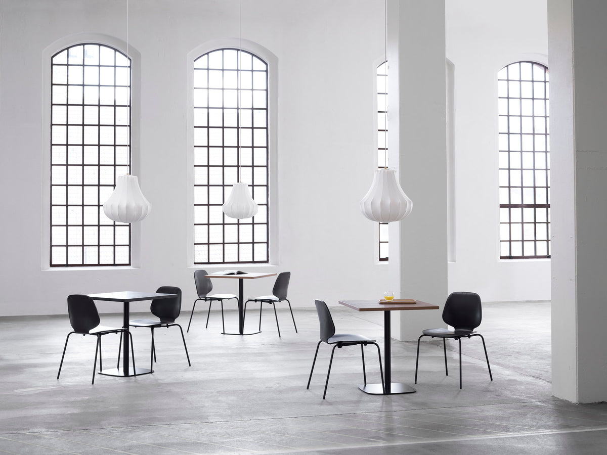 My Chair Frontpolster Krom & Eiche in Hallingdal 110 präsentiert im Onlineshop von KAQTU Design AG. Stuhl ist von Normann Copenhagen